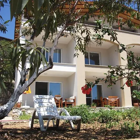 Apartment Unlu Apart Bozburun